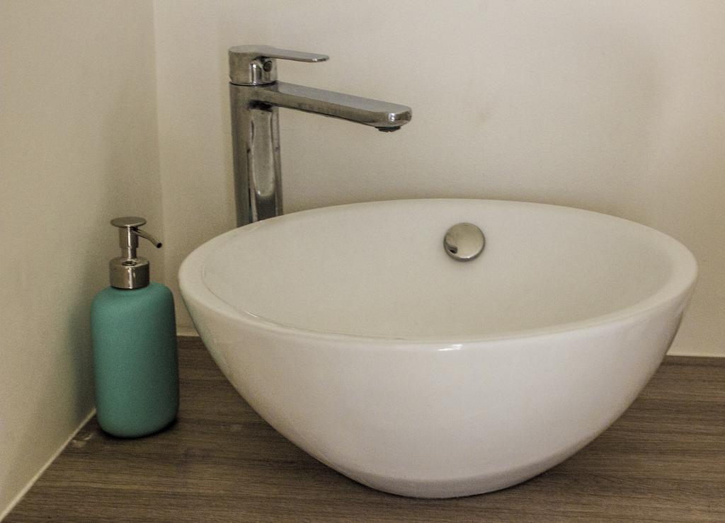 Chambre D'Hotes Avec Cuisine Commune - 5 Mns De Narbonne Cuxac-dʼAude Eksteriør billede